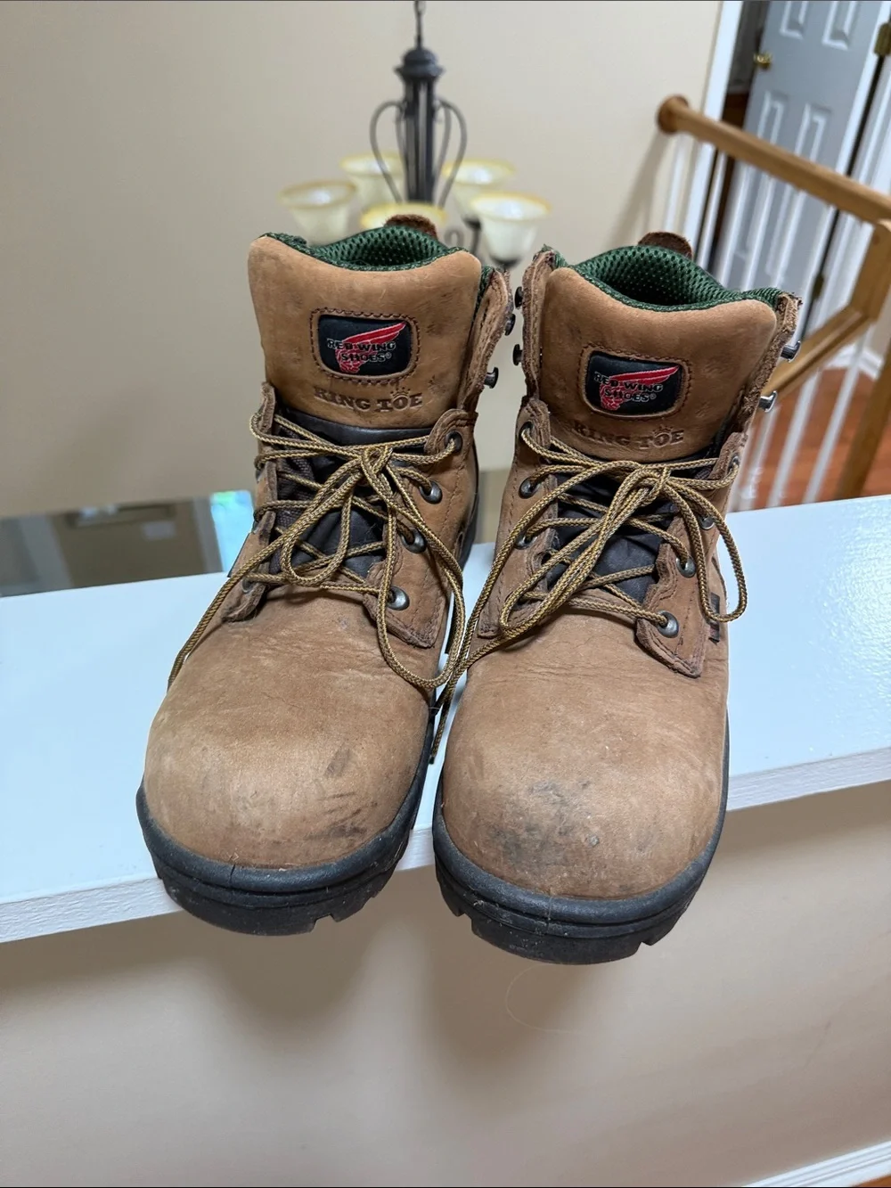 Red Wing Men’s Tan Lace-Up Work Boots